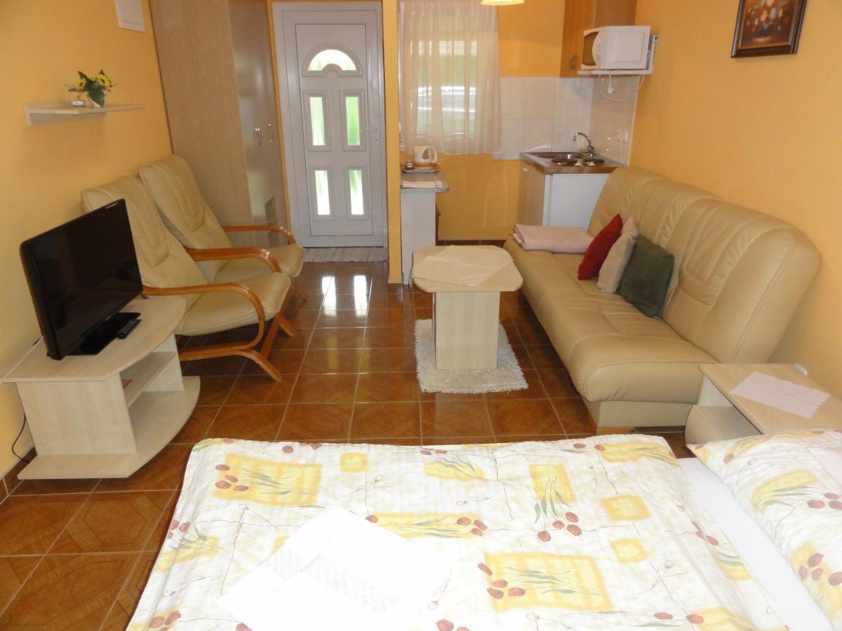 Apartmány Úsmev Velky Meder Exterior foto